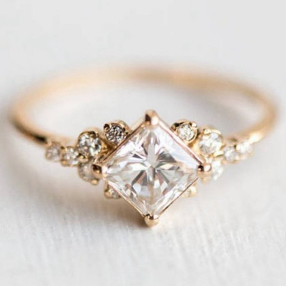 NEW YELLOW GOLD SQUARE WHITE SAPPHIRE RING, CUTE RING, SHINY RING. - Picture 1 of 5